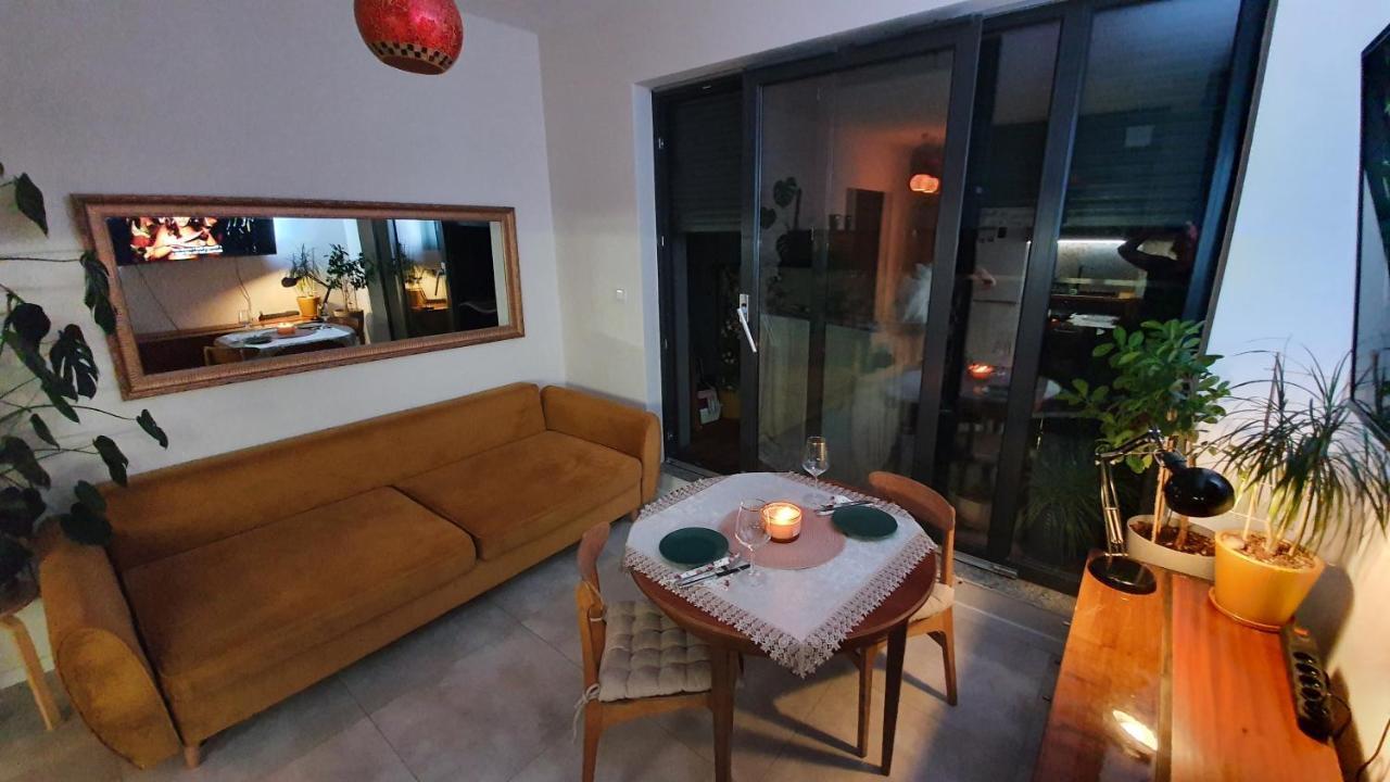 Apartment In City Center Przemyśl Esterno foto