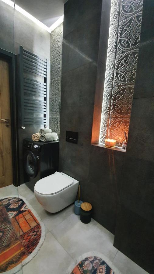 Apartment In City Center Przemyśl Esterno foto